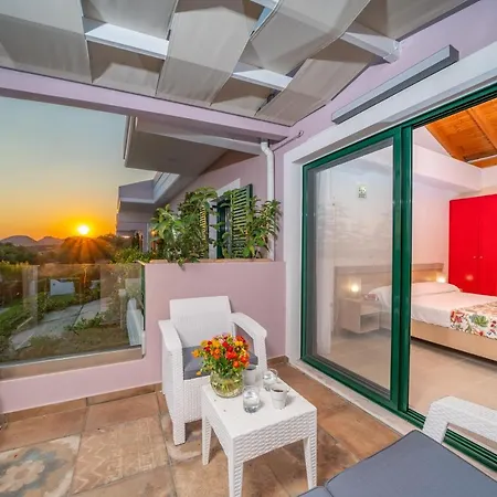 Lucia Simona Lägenhet *