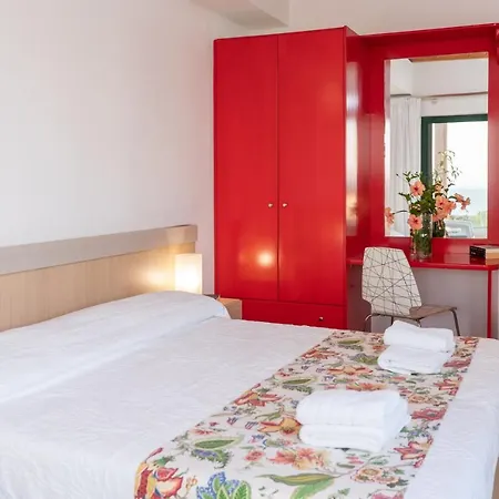 Lucia Simona Lejlighed Mousata